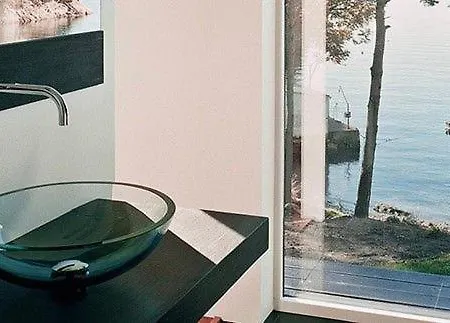 Villa Nydelig Ved Sjoen Med Oppvarmet Basseng